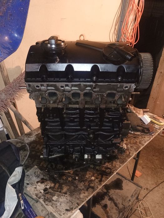 Vând motor audi A4 b7 plus 4 roți
