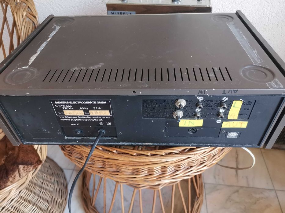 SIEMENS RC 555 cass deck , partial defect