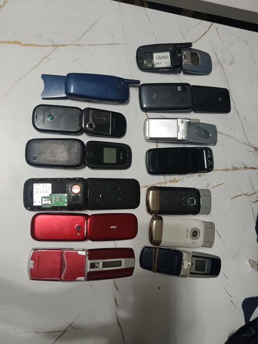 Телефон на запчасть