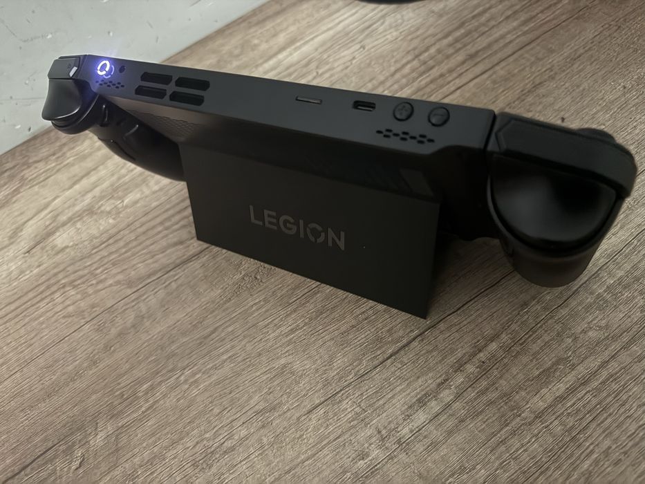 Lenovo Legion Go (512GB / 16GB / Z1 Extreme) — Полный комплект