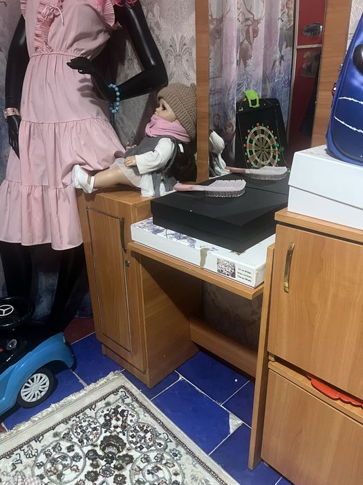 продам срочно спальный мебель