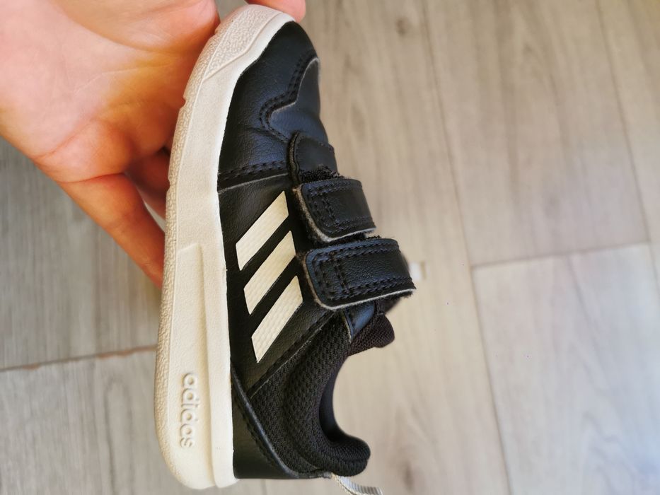 Adidasi copii marimea 23