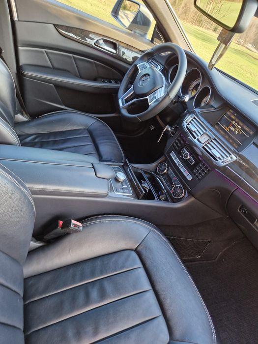 Mercedes CLS 350 4matic 265cp