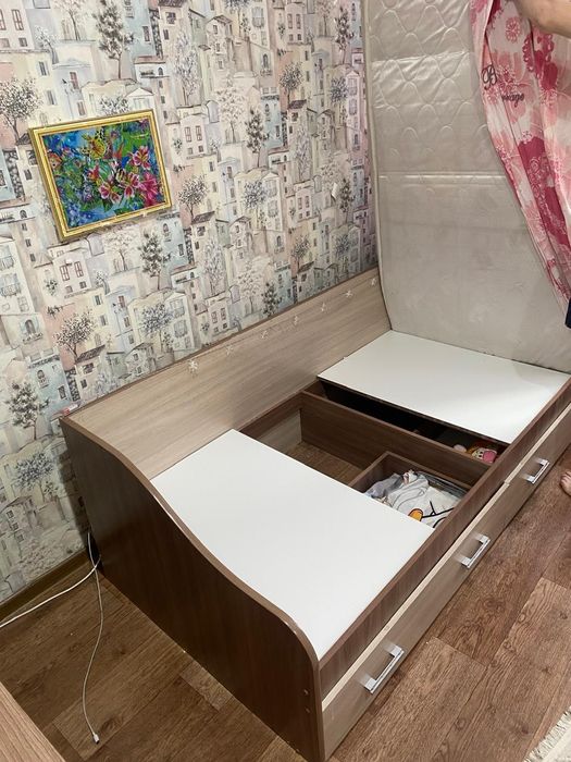 Продам кровать детскую