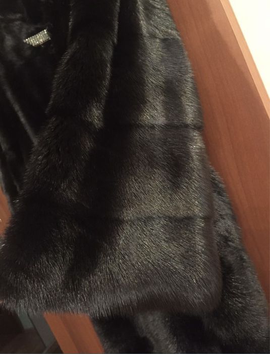 Норковая шуба черная