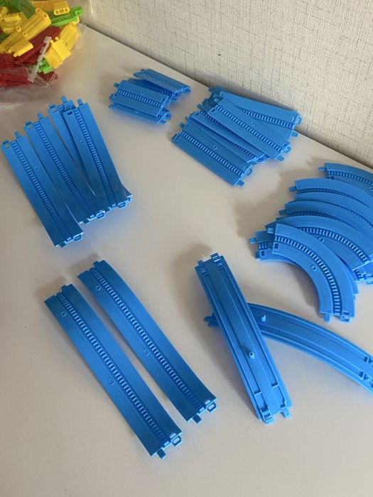 Локомотивче с 3D релсов път с лупинг, влак, релси, влакче