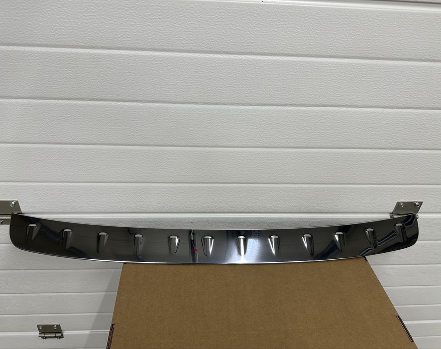 Ornament crom bara Mercedes-Benz GLB