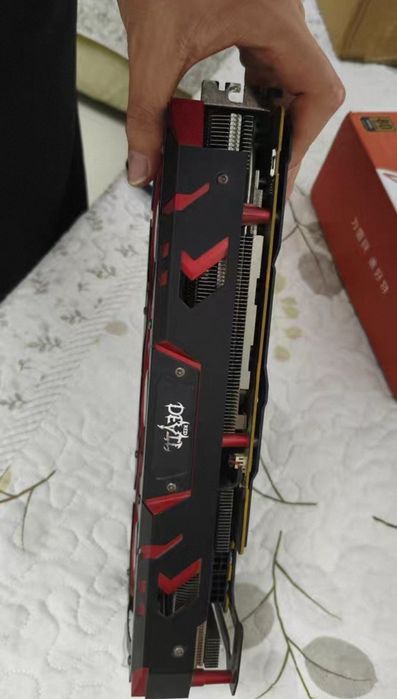 Red devil Vega 64