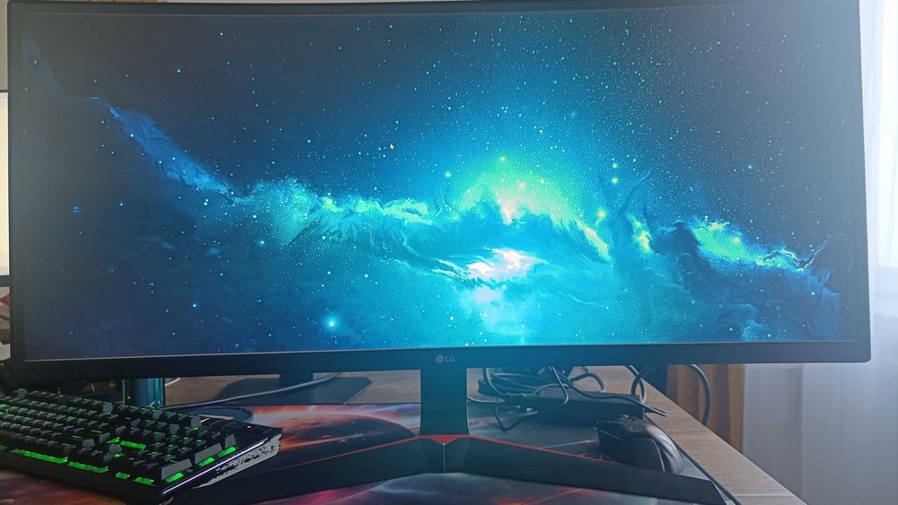 Monitor Gaming LG 34UC79G - 34'' | 21:9 UltraWide | 144 Hz 1080p