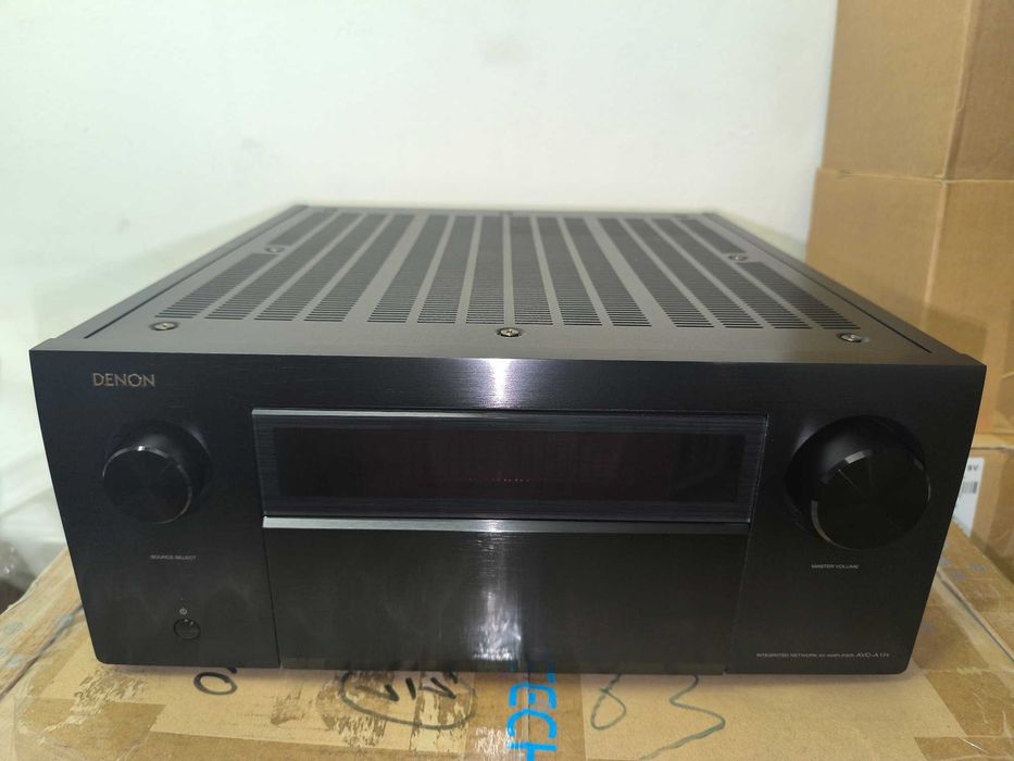 Denon AVC-A1H 15.4ch 8K флагмански AV усилвател / ресивър - практически нов