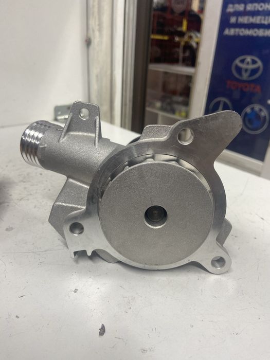 Помпа бмв мотор м20