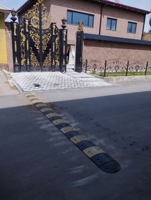 Лежачий бордюр полицейский 4/5см