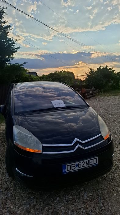Vând Citroën C4 Picasso