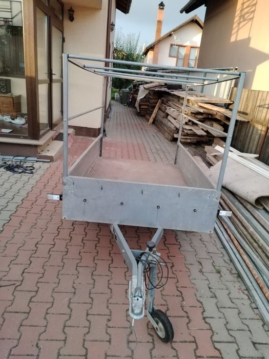 Remorcă Stema 750 kg