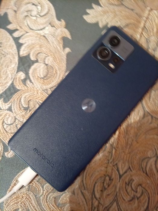 Обменяю субо флагман на айфон 11