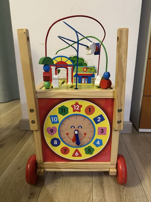 Cub educational din lemn