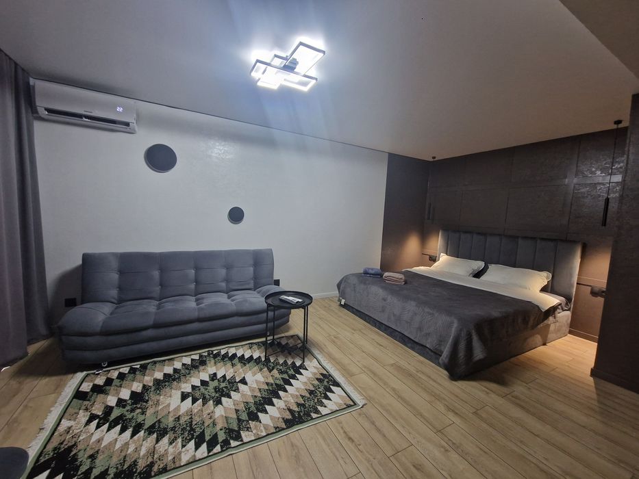 Стильная студия посуточно