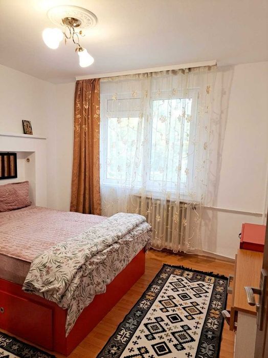 Apartament de inchiriat