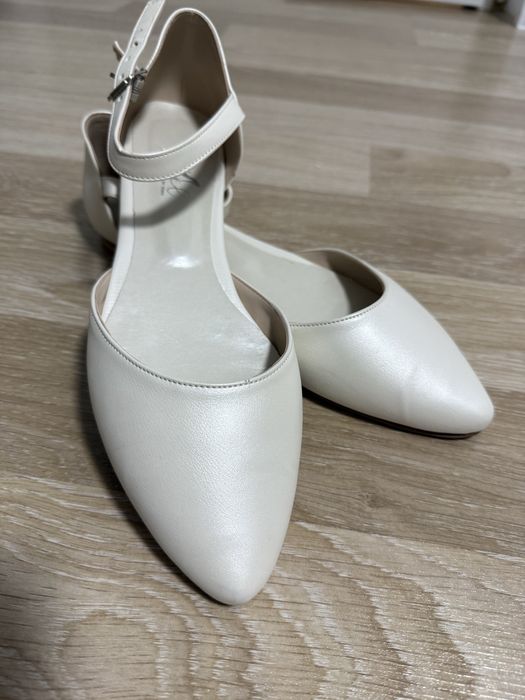 Balerini din piele