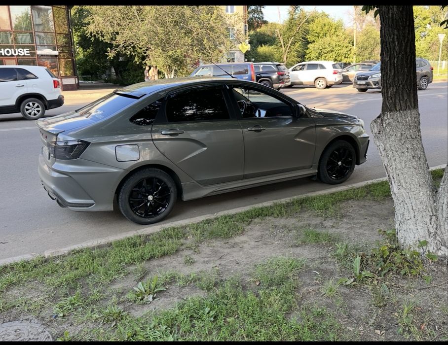 Продам лада веста