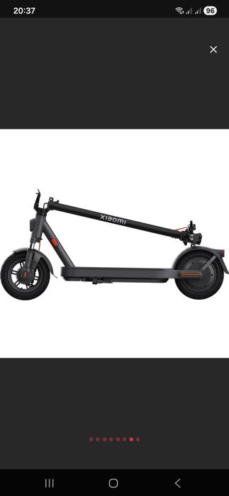 Vând trotineta xiaomi 25km/h max 
Are urme de uzură , zgârieturi 
Roți pline , frâna disc spate 
Încărcător 
Nu trimit