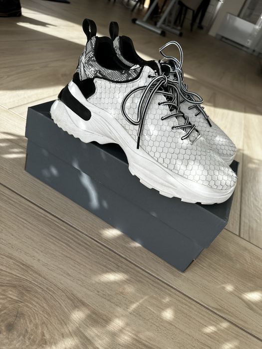 Елегантни дамски обувки Navvi