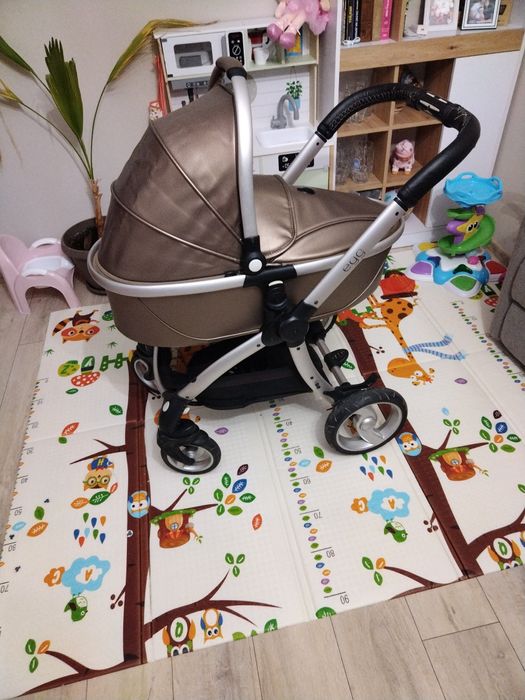 Бебешка количка Egg 2