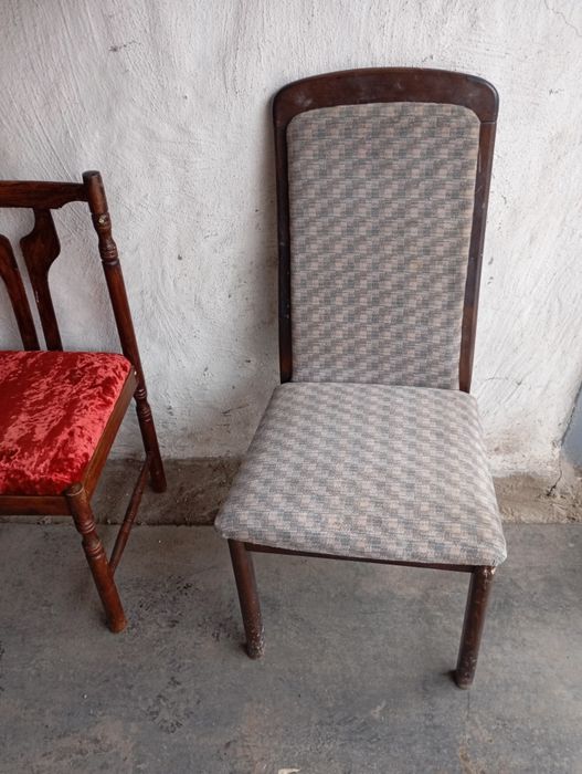 Продаю стулья под реставрацию