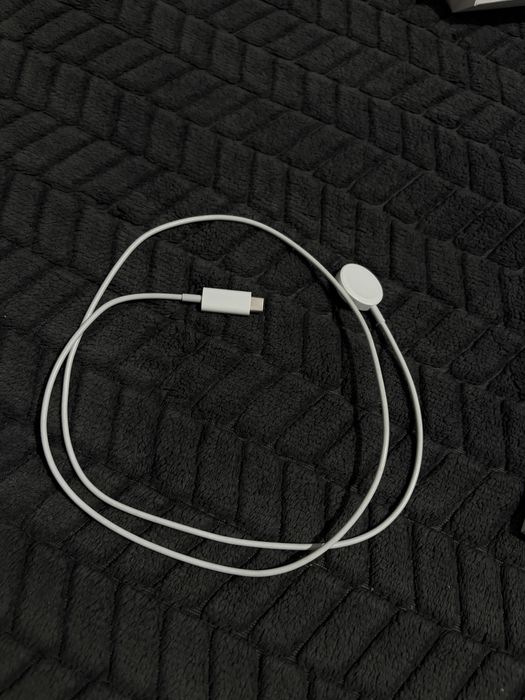 Apple Watch SE 2 40mm GPS — Starlight