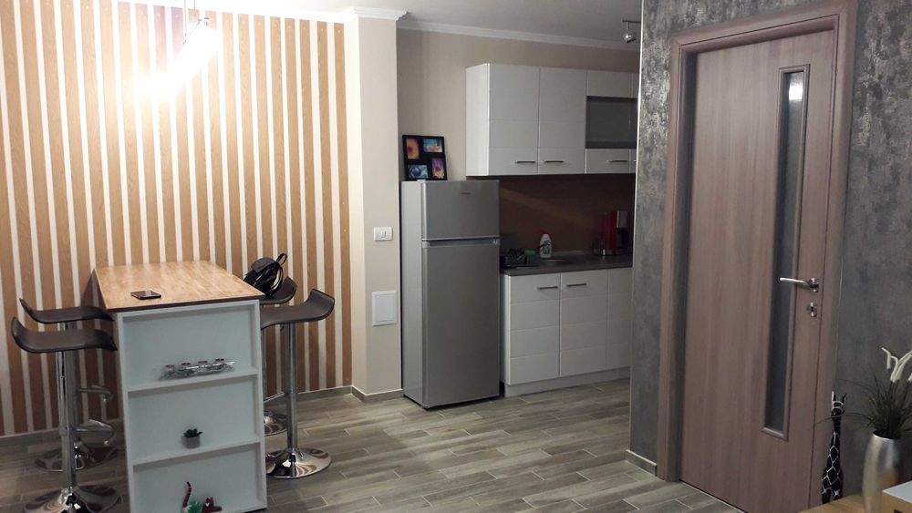 inchiriez/de inchiriat/chirie apartament 2 camere /Nufarul bloc nou