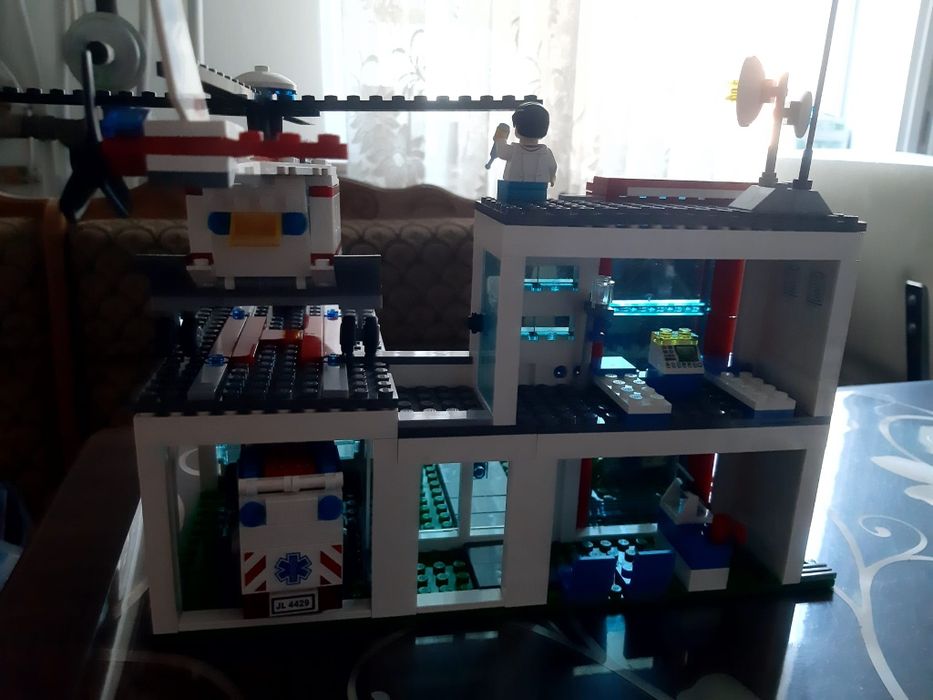 Lego City: Spital cu elicopter salvare
