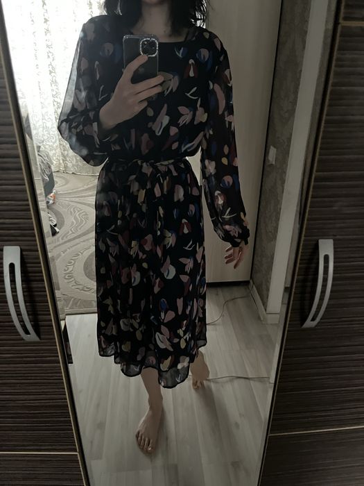 Продам платье по низкой цене