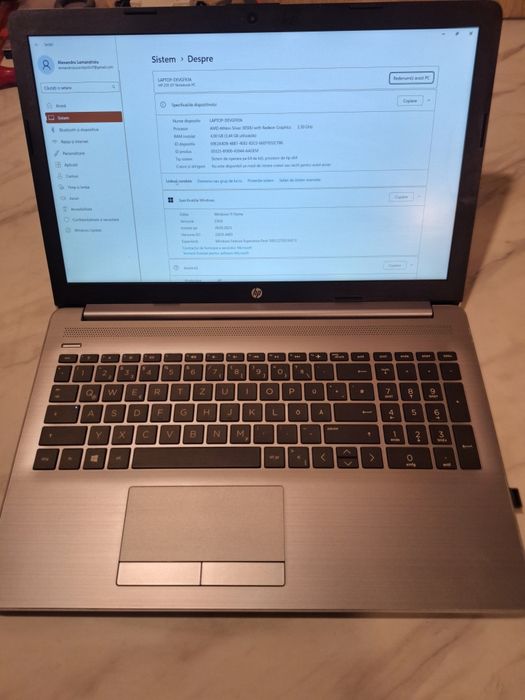 Laptop hp  AMD Athlon Silver