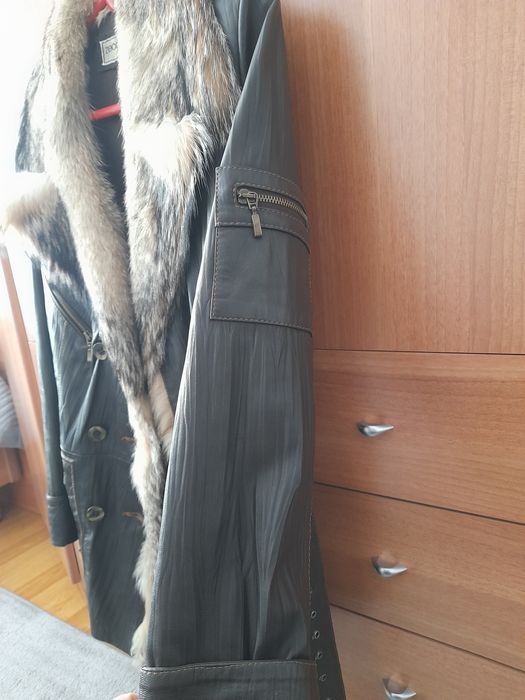 Женская кожаная куртка