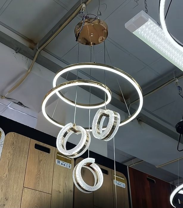 Люстра led новая