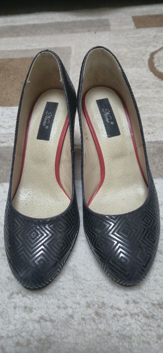 Pantofi eleganți piele