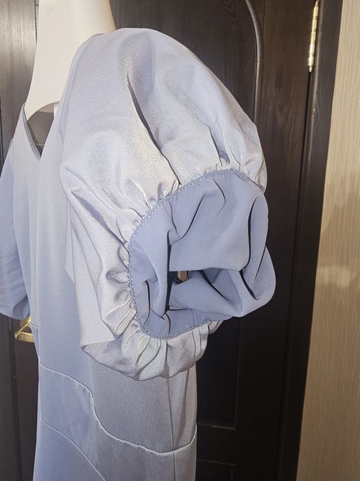 Платье от LICHI на 44-46 размер оригинал.