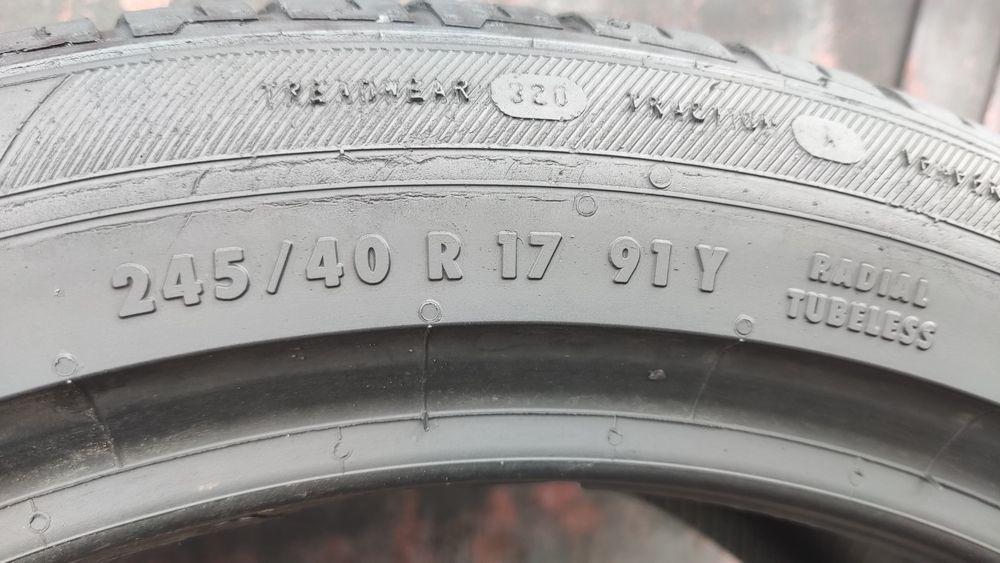 1брой лятна гума 245/40/17 Viking
6.8mm
dot23