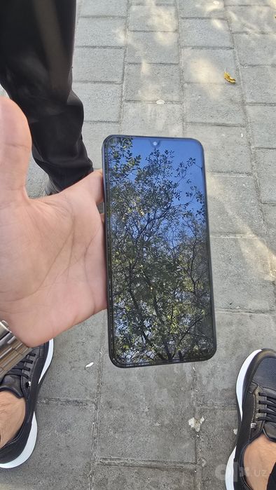 Samsung A17 4G telefoni