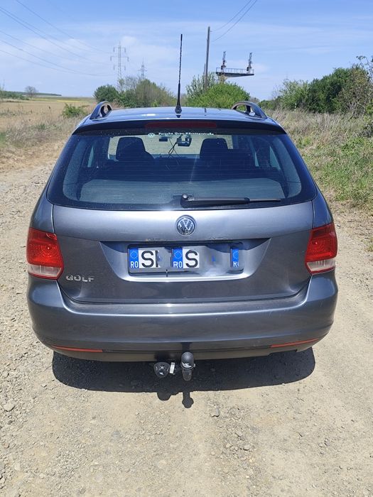 Vând WV Golf 5 variant.