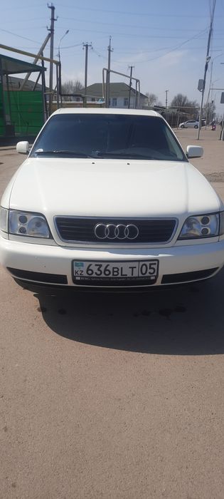 Ауди а6, с4. Машина