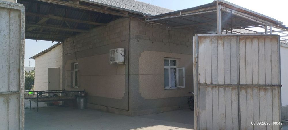 Ховли сотилади срочно