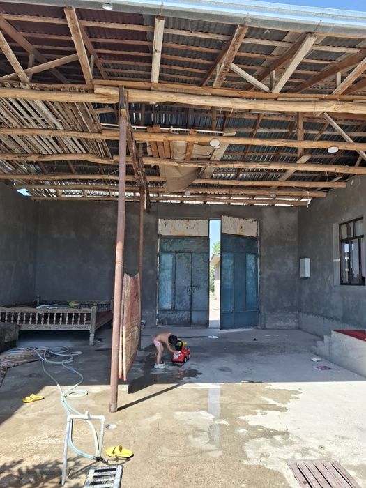 Uy sotiladi Xasanboyda