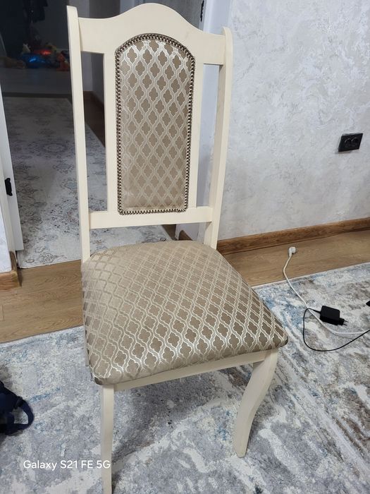 Продам стулья в отличном состоянии