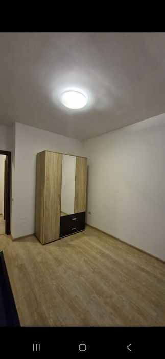 IEFTIN 6mp ramasi parchet 170 ron tot ce se vede