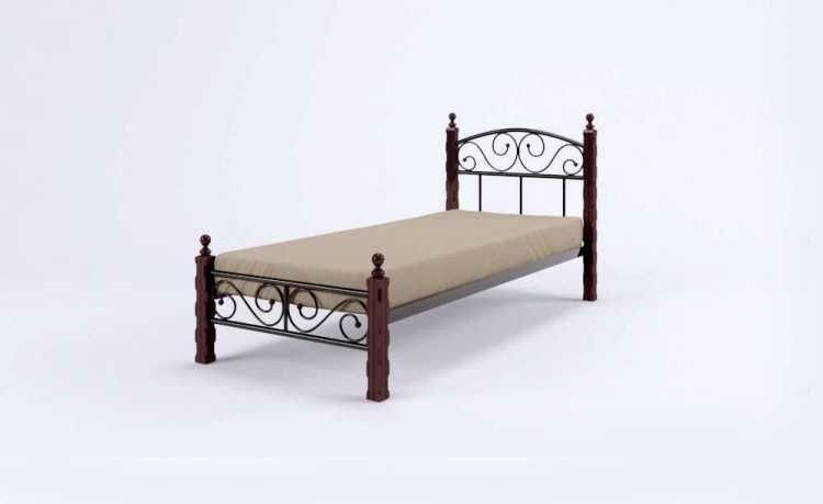 Продам кровать с матрасом