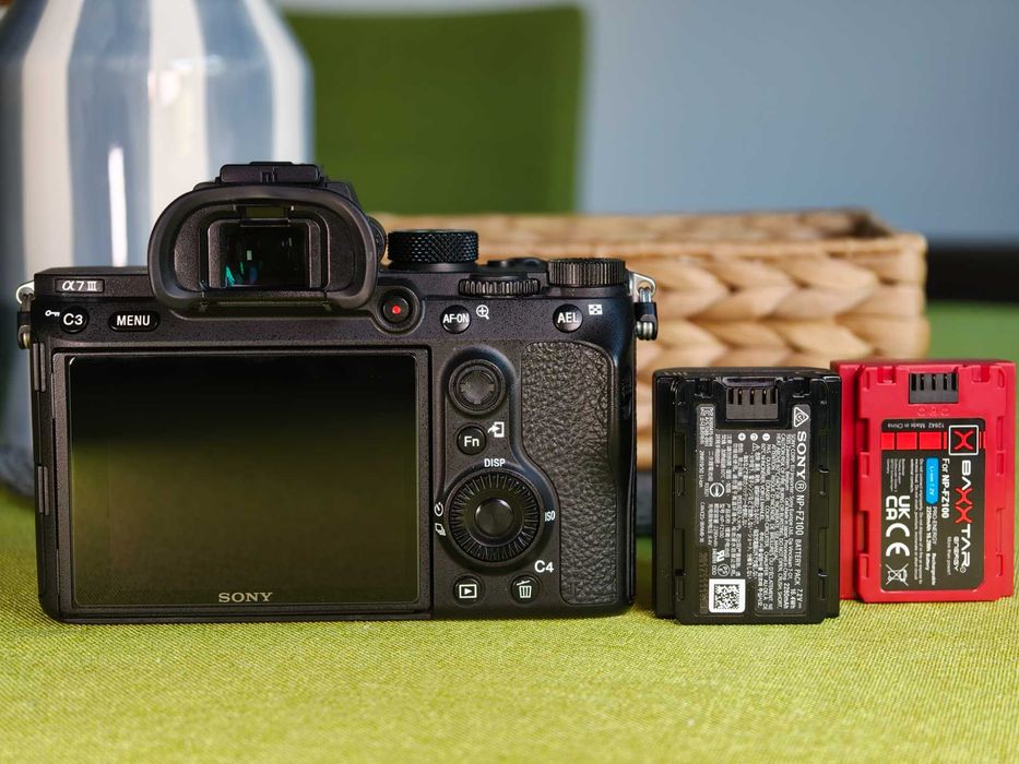 Фотоапарат Sony A7 III - full frame тяло