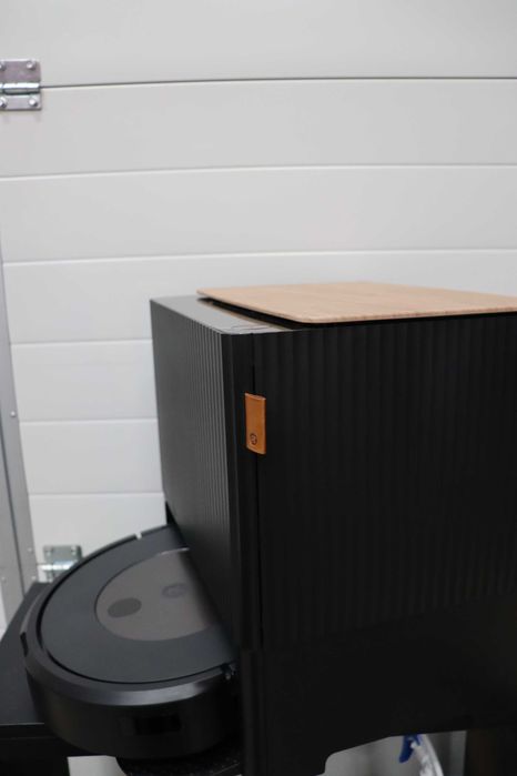 iRobot Roomba Combo j9+ Самоизпразваща се прахосмукачка робот