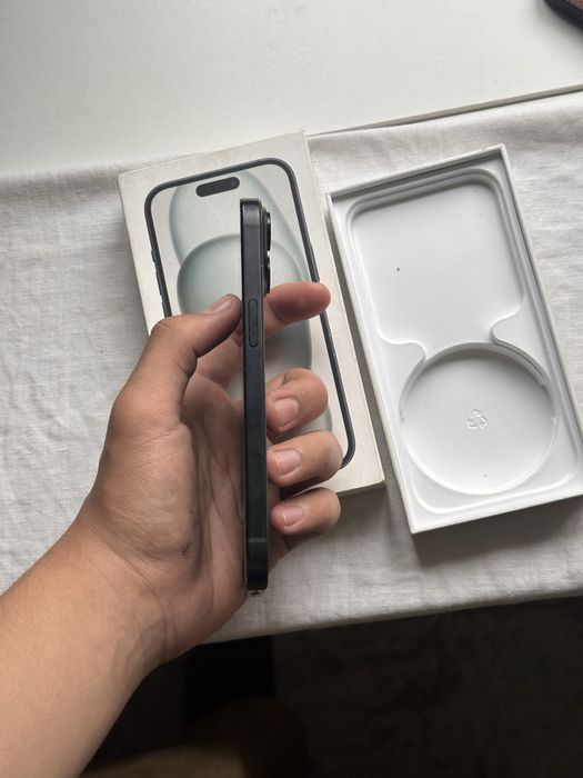 iPhone 15  Айфон 15