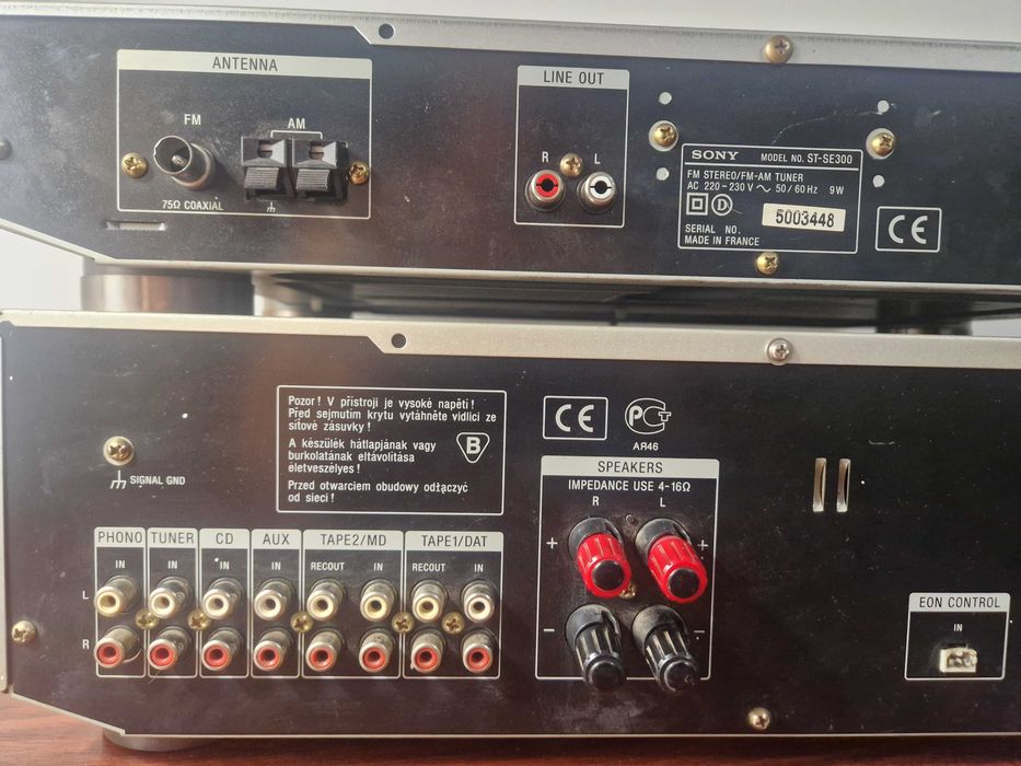 Tunerul FM/AM RDS Sony ST-SE300